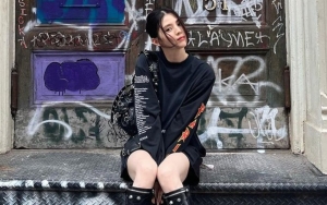 Kondisi Han So Hee Kembali Dikhawatirkan Gara-Gara Gambar Abstrak di Unggahan Baru