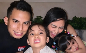 Kembali Mesra, Heboh Foto Niko Al Hakim Rangkul Rachel Vennya Sambil Melet