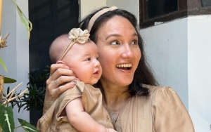 Nadine Chandrawinata Pamer Baby Djiwa Kenakan Dress Imut dari Sisa Kain, Harapannya Menyentuh