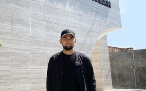  Bikin Kagum, Teuku Wisnu dan 7 Artis Ini  Bangun Masjid