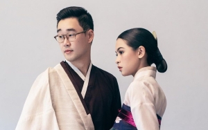Jesse Choi Bagikan Momen Makan Gurita Mentah Bareng Maudy Ayunda, Ekspresi Bikin Salfok