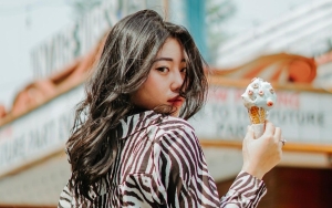 Sempat Curhat Galau di Twitter, Begini 10 Potret Ceria Wendy Walters Saat Liburan