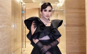 Ayu Ting Ting Girang Dapat Sejumlah Hadiah Setelah Menang Lomba 17 Agustus