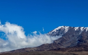 Tanzania Pasang Internet Cepat di Gunung Tertinggi Afrika Kilimanjaro