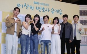  Park Eun Bin-Kang Tae Oh Cs Hadiri Nonton Bareng Eps Terakhir 'Extraordinary Attorney Woo'