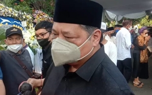 Menko Airlangga Hartarto Kaget Dengar Kabar Ayah Emil Dardak Meninggal, Kenang Sikap Bersahaja