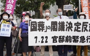 Ribuan Orang di Tokyo Gelar Aksi Protes Rencana Pemakaman Kenegaraan Untuk Shinzo Abe 