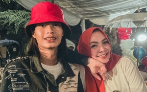 Asyik Joget, Bonge Mendadak Bengong Dapat Saweran dari Mertua Raffi Ahmad Bikin Ngakak