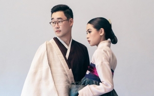Maudy Ayunda Pamer Keindahan dari Pesawat, Kode 'Honey Moon' Kedua Bareng Jesse Choi?