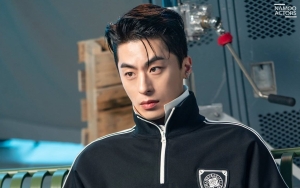 Sejenis 'Sweet Home', Koo Kyo Hwan & 2 Aktris Cantik Bintangi Serial Netflix dari Manga 'Parasyte'