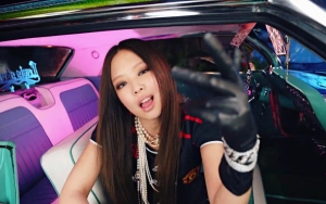 Tampil Berani, Jennie BLACKPINK Hindari Terbuka Ala Model di Outfit MV 'Pink Venom' Ini