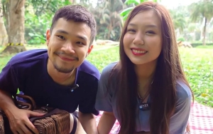 Romantis! Jess No Limit Bertekuk Satu Lutut Persembahkan Cincin ke Sisca Kohl, Lamaran?