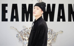 Detik-Detik Jackson GOT7 Tak Sengaja Tabrak Bibir Teman Pria