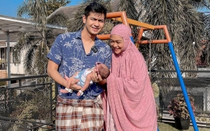'Terobsesi' dengan Laut, Ria Ricis Sudah Ajari Baby Moana Renang Sejak Usia 3 Minggu