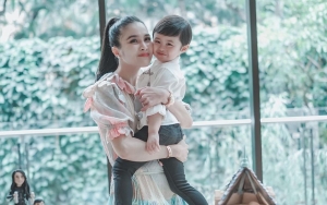 Baru 4 Tahun, Aksi Putra Sandra Dewi Dribble-Shooting Bola Basket Slay Bak Atlet NBA