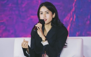 Maudy Ayunda Pede Minim Make Up Pakai Kain Batik Ngejreng, Visual dan Kebaikan Diagungkan