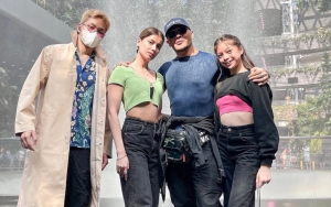 Deddy Corbuzier Unggah Foto Manis Bareng Istri dan Anak, Fakta di Baliknya Malah Bikin Ngakak