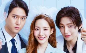 Senyum Ke Go Kyung Pyo, Park Min Young Cemberut Bareng Kim Jae Young di Poster 'Love in Contract'
