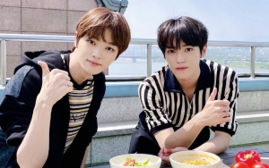 Leader Ternistai, Sungchan NCT 'Peralat' Taeyong yang Hendak Lakukan Ini di SMTOWN LIVE Tokyo