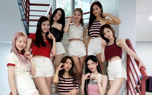 SNSD Gelar Fanmeeting dan Nyanyikan 'FOREVER 1' Sampai 'ITNW', Janji Akan Selalu Temui Fans