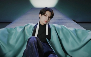 Set Piyama yang Dipakai Jungkook Saat Siaran Langsung Rayakan Ultahnya Ludes Terjual