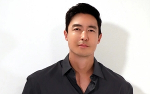 Daniel Henney Akui Tetap Kontak Hyun Bin Selama 17 Tahun dan Ingin Coba Genre Ini Bareng