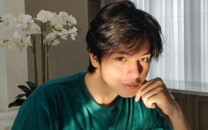 Foto Close Up Angga Yunanda Dengan Ketampanan Maksimal, Penampakan Kumis Tipis Bikin Salfok