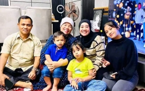 Haji Faisal dan Istri Hadiri Acara Ultah Chika Shenaz, Perayaan Tak Kalah Mewah dari Gala?