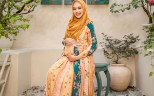   Cerita Kartika Putri Babymoon di Inggris Buat Nonton Bola, Merasa 'Ditipu' Suami Sendiri