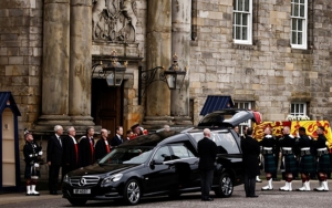 Peti Mati Ratu Elizabeth II Telah Tinggalkan Istana Buckingham, Ini Rentetan Prosesinya