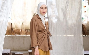 OOTD Zaskia Adya Mecca Banyak Dilirik Meski Tak Kenakan Brand Kelas Dunia, Seperti Apa?