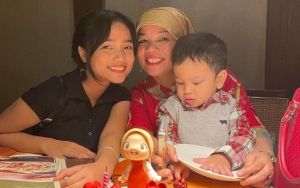 Dewi Zuhriati Nangis Dicap Artis Dadakan, Fuji An Peringatkan Karma Hingga Sentil Netizen Begini