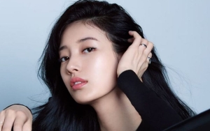 Suzy Kepergok Syuting 'The Girl Downstairs', Bodi Sempurna Berhasil Curi Perhatian