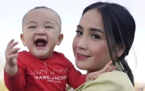 Nagita Slavina Dandan Cantik Ala 'Cewek Kue', Harga Tas Setara Tanah Kavling Bikin Auto Dzikir
