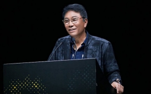 SM Angkat Suara Terkait Rumor Kontrak Ekslusif Lee Soo Man Sebagai Produser
