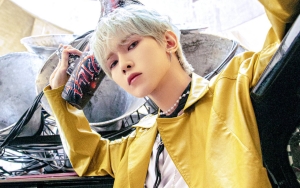 Yeosang ATEEZ Pamer Otot Lengan di 'KPOP Land' Jakarta, Outfit Unik Jadi Sorotan