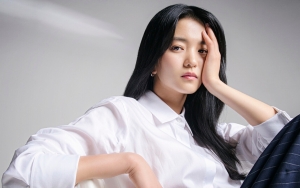 Kim Tae Ri Menang Penghargaan Aktris Paling Fotogenik Dari Asosiasi Fotografer Pers Online Korea 