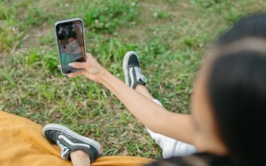 Waspada! Ternyata Keseringan Pakai Beauty Filter Bisa Picu Bahaya Ini