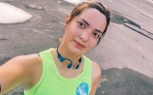 Nia Ramadhani Disangka Mantap Berhijab Gegara Wajah Mirip Selebgram Cantik Ini