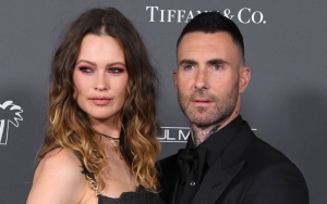 Potret Perdana Adam Levine Bareng Istri Usai Dituding Selingkuh, Sikap Behati Prinsloo Tuai Prihatin