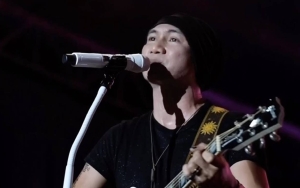 Terniat! Anji Ikutan Tren Viral Ini Bareng Penonton Konser Bikin Ngakak