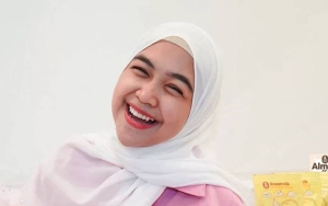 Hadir di Ultah Putra Irish Bella, Tingkah Ria Ricis Ikut Berebut Hadiah Bareng Anak Kecil Disorot