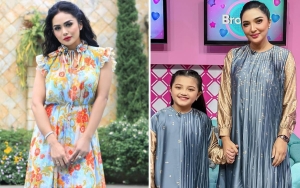 Momen Gemas Krisdayanti Bersama Arsy Anak Ashanty di Tedak Siten Ameena