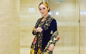 Zaskia Gotik Ungkap Inisial Nama Hingga 'Spill Foto' Anak Kedua Usai Sempat Dirahasiakan