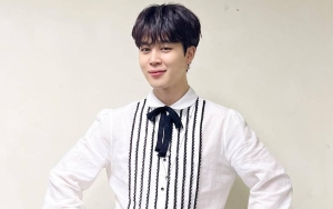 Jimin BTS Pancarkan Aura Polos, Tato Baru Makin Terekspos di Preview Foto Folio Spesial