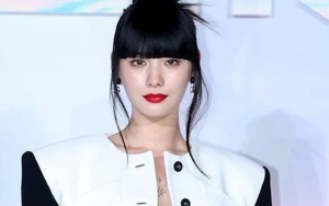 Comeback 'Glitch', Intip 8 Pesona Nana After School dengan Visual Vampirnya