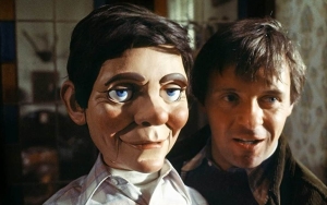 Sam Raimi 'Doctor Strange 2' Sutradarai Remake Film Horor Ventriloquist 'Magic'