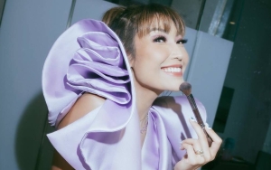 Biasa Kocak, Ayu Dewi Tunjukkan Sisi Berbeda Kala Peringati Ultah Anak Ketiga