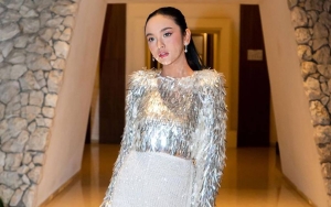 Diduga Putus Dari Riza Syah, Lyodra Pamer Pesona Girl Crush di 10 Potret Ini