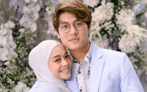 Lesti Kejora Dulu Julid Soal Kamar di Kapal 38 Miliar, Gestur Tangan Rizky Billar Diduga Red Flag